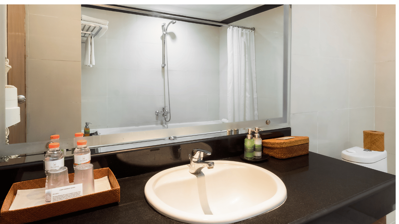 Deluxe Room, photo 5 of 6